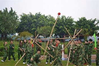 东莞拓展训练项目-罗马炮架